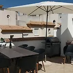 Great Townhouse 400M From The Beach
