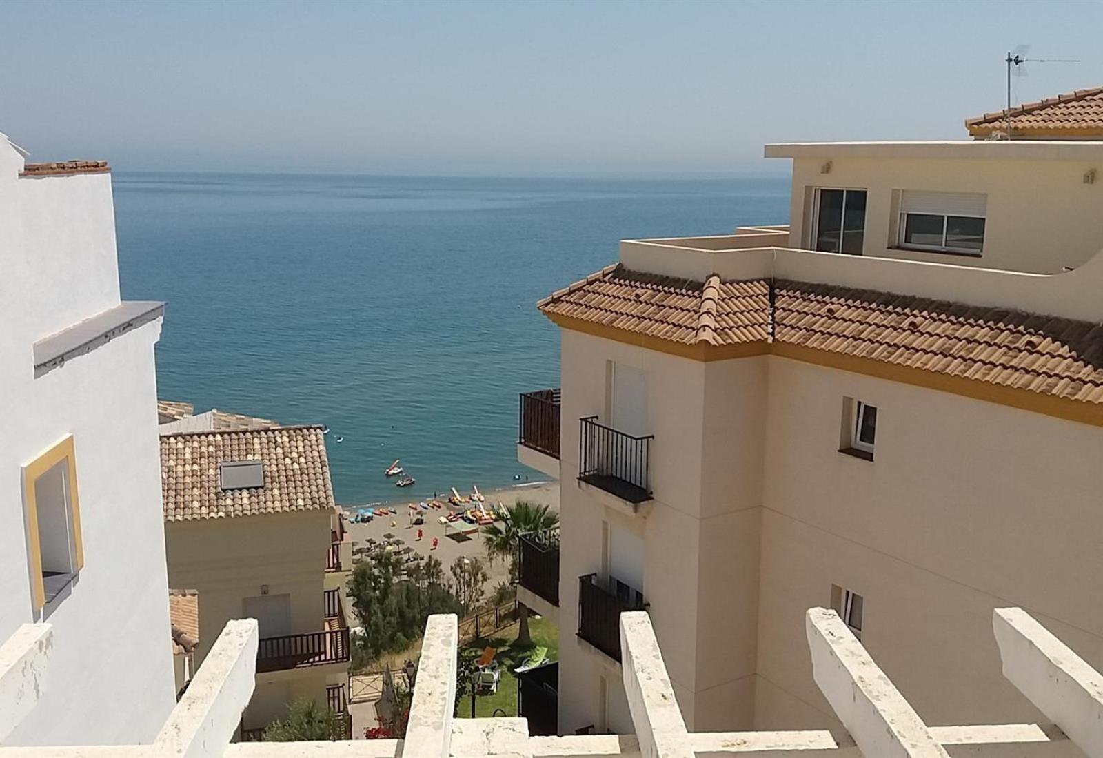 Great Townhouse 400m From The Benalmadena